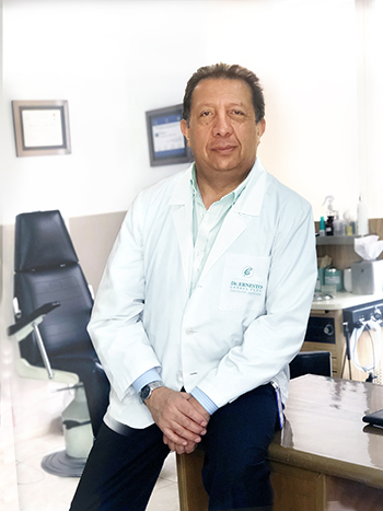 Dr. Ernesto Correa - Cirujano Plástico
